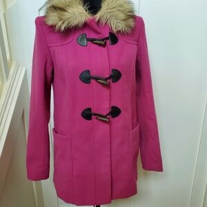 Fuchsia cloth peacoat with faux fur trim